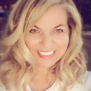 Meet your Posher, Suzanne